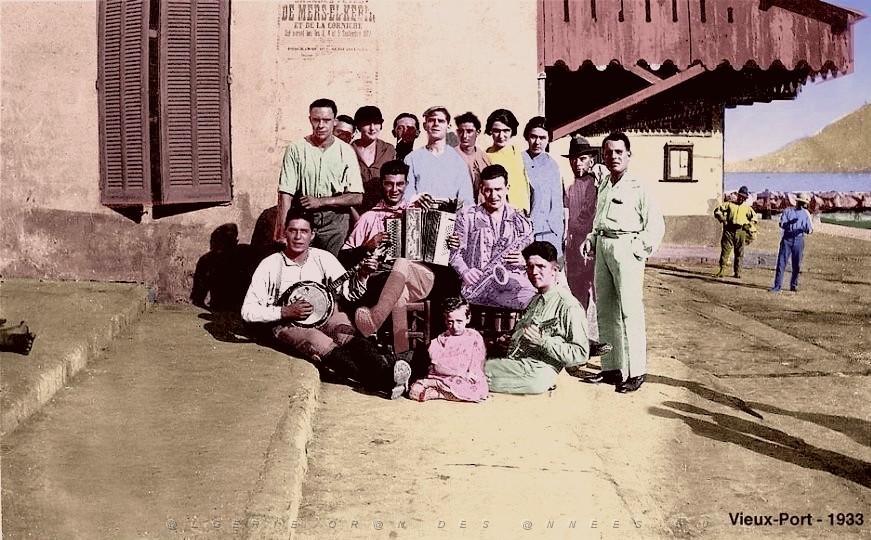 X ARCHIVE COUSINS MERS EL KEBIR MUSIQUE AU VIEUX PORT 1933.jpg